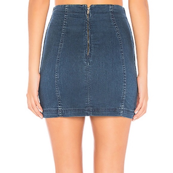 Free People • Blue Fitted Mini Skirt - Picture 2 of 4